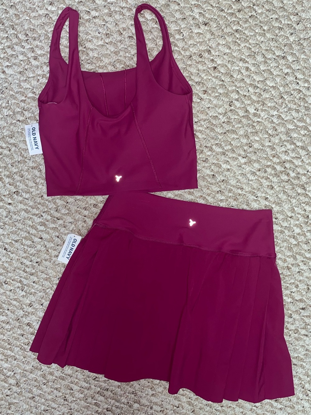 NWT CUTE OLD NAVY ACTIVEWEAR GOLF TENNIS OUTFIT - SMALL - Picture 5 of 7